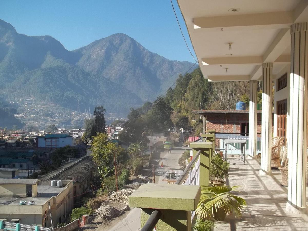 Hotel Himalayan Inn Uttarkashi ภายนอก รูปภาพ
