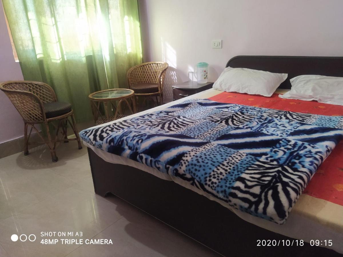 Hotel Himalayan Inn Uttarkashi ภายนอก รูปภาพ
